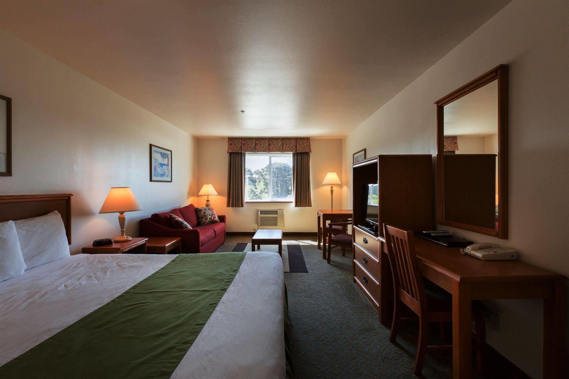 Paradise Inn & Suites At Λίνκολν Σίτι Εξωτερικό φωτογραφία