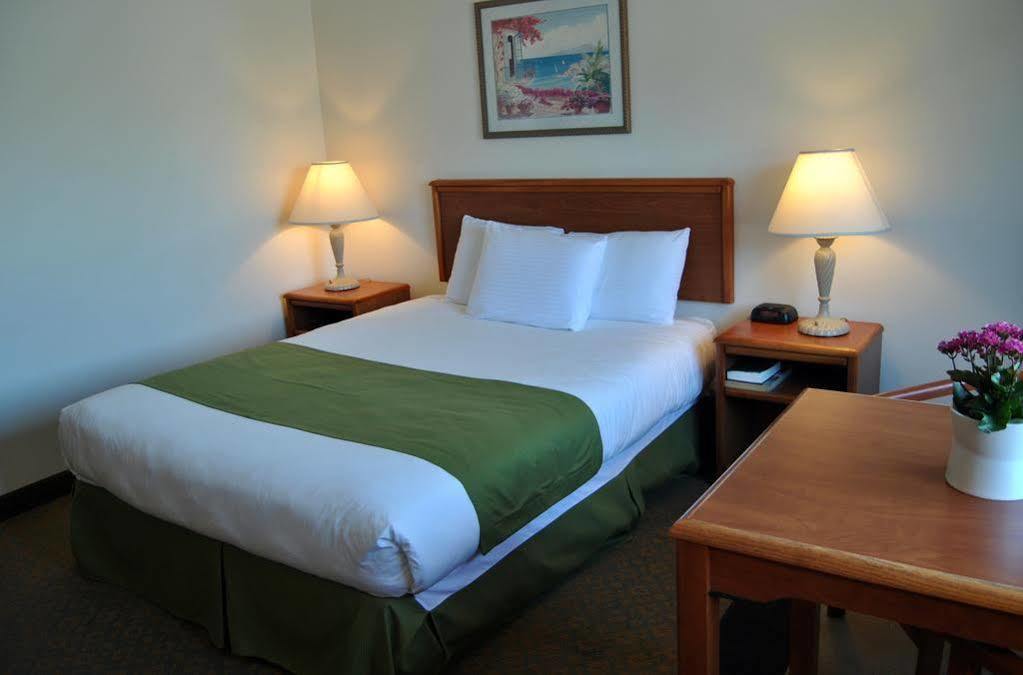 Paradise Inn & Suites At Λίνκολν Σίτι Εξωτερικό φωτογραφία
